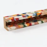 Tablero de corcho para anuncios con borde estampado