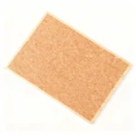 Tablero de anuncios de corcho natural con marco delgado en tono madera