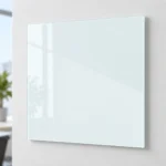 012 Pizarra blanca de vidrio magnética con montaje oculto – vista 4